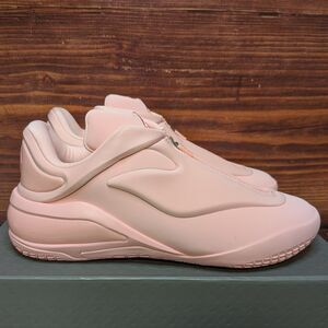 Converse Shai 001 OX Blush Pink Men's 7.5 / Women's 9 Basketball Shoes A19838C